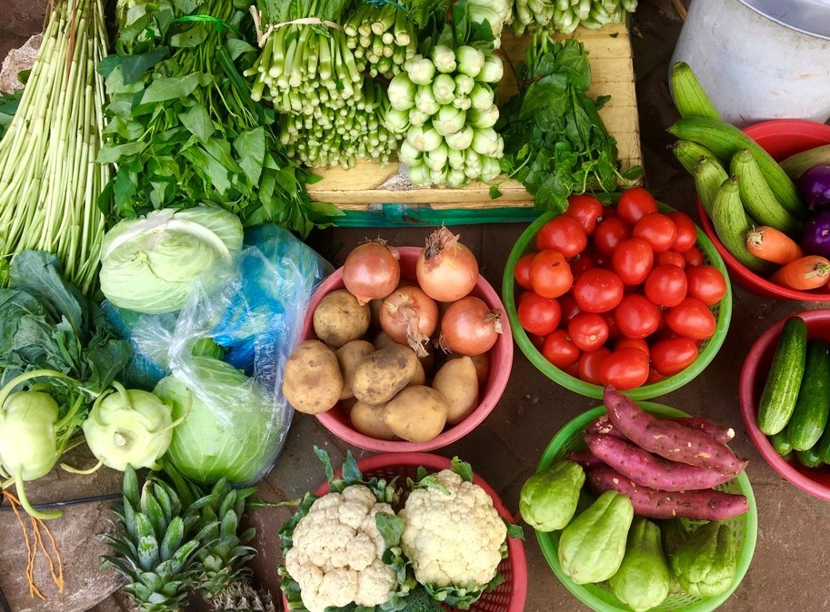 Gia ca chua cao ky luc, len muc 65.000 dong/kg hinh anh