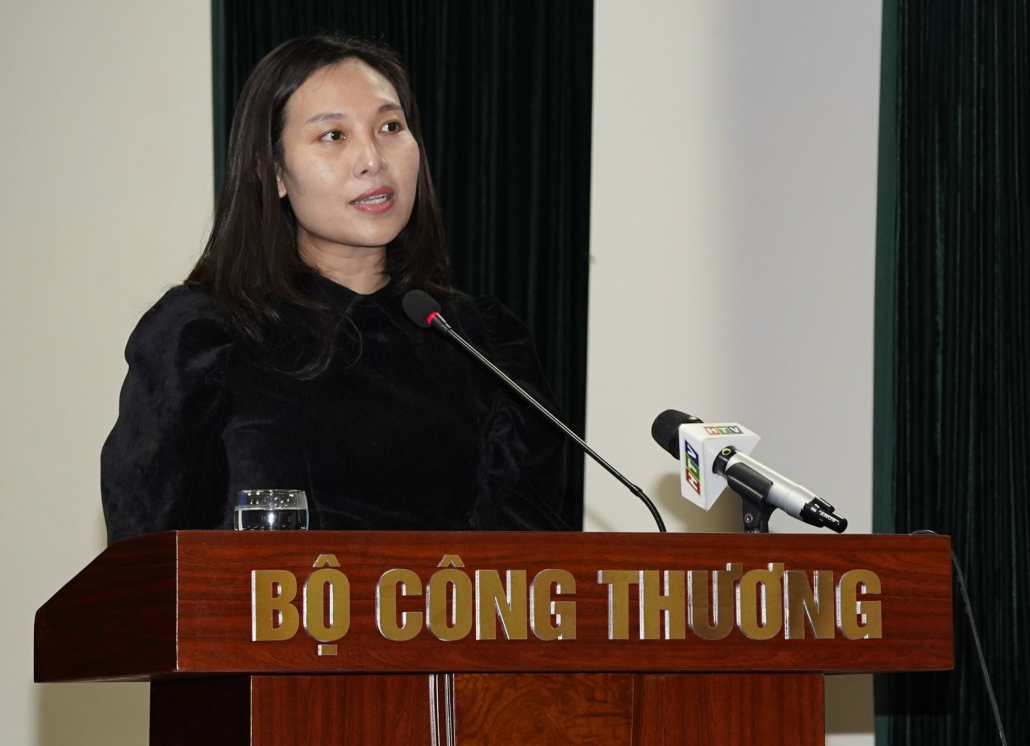 tieu thu nong san Viet anh 1