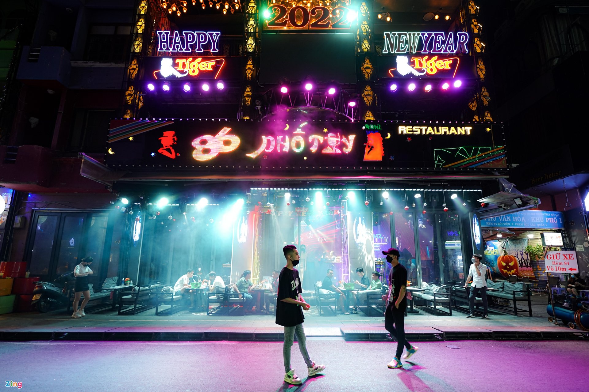 bo sung quy dinh mo lai karaoke anh 1