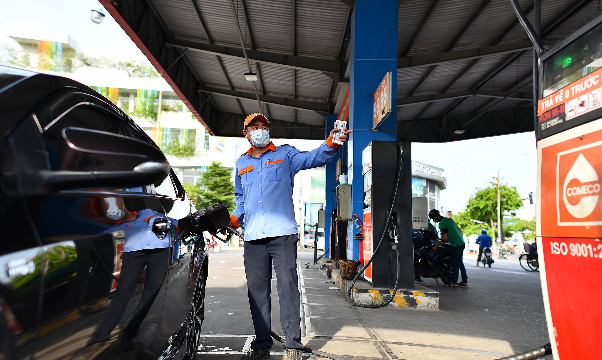 tphcm thieu xang ron95 anh 1