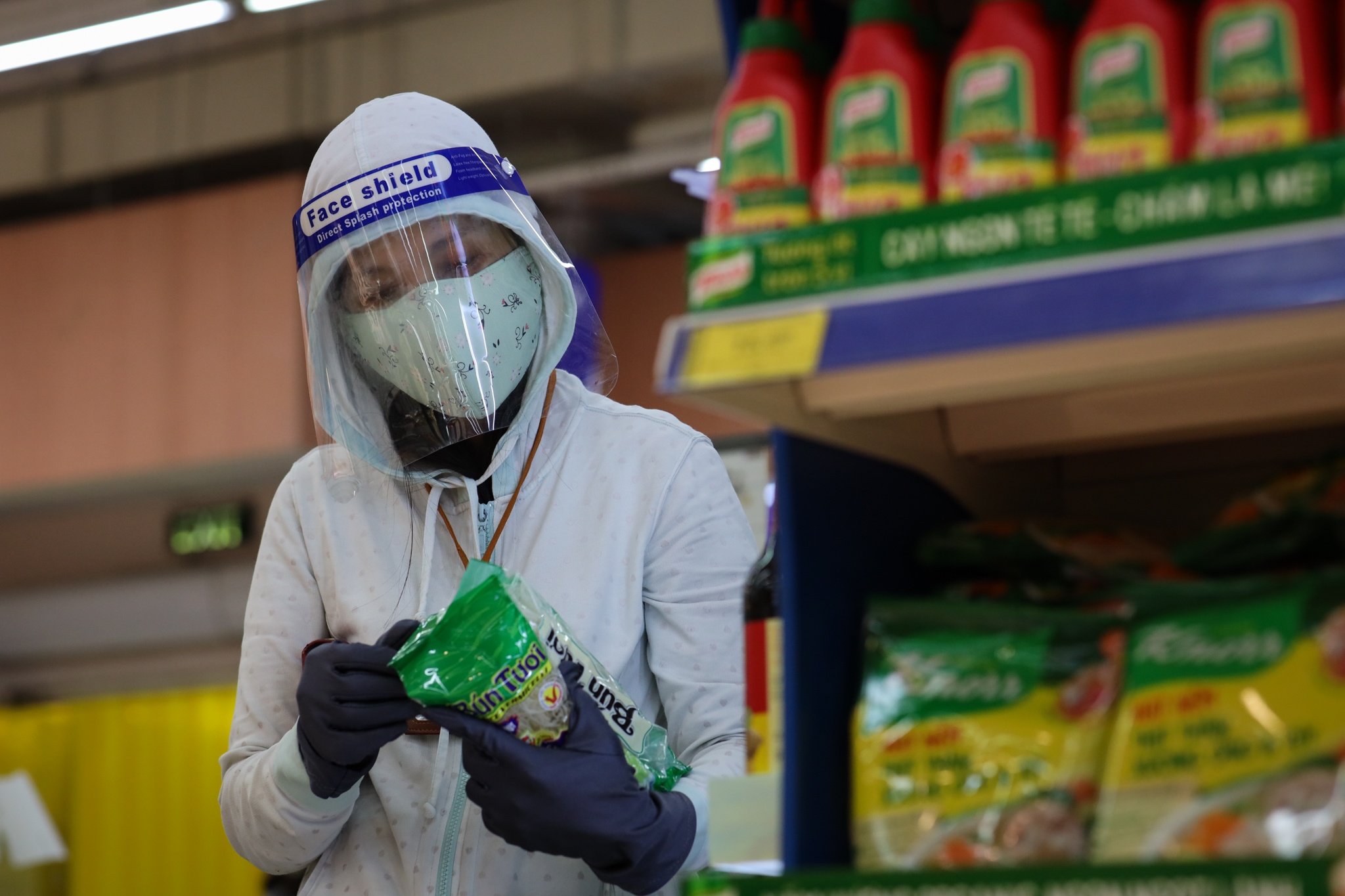 Gia thuc pham tai sieu thi sap co dot tang moi hinh anh