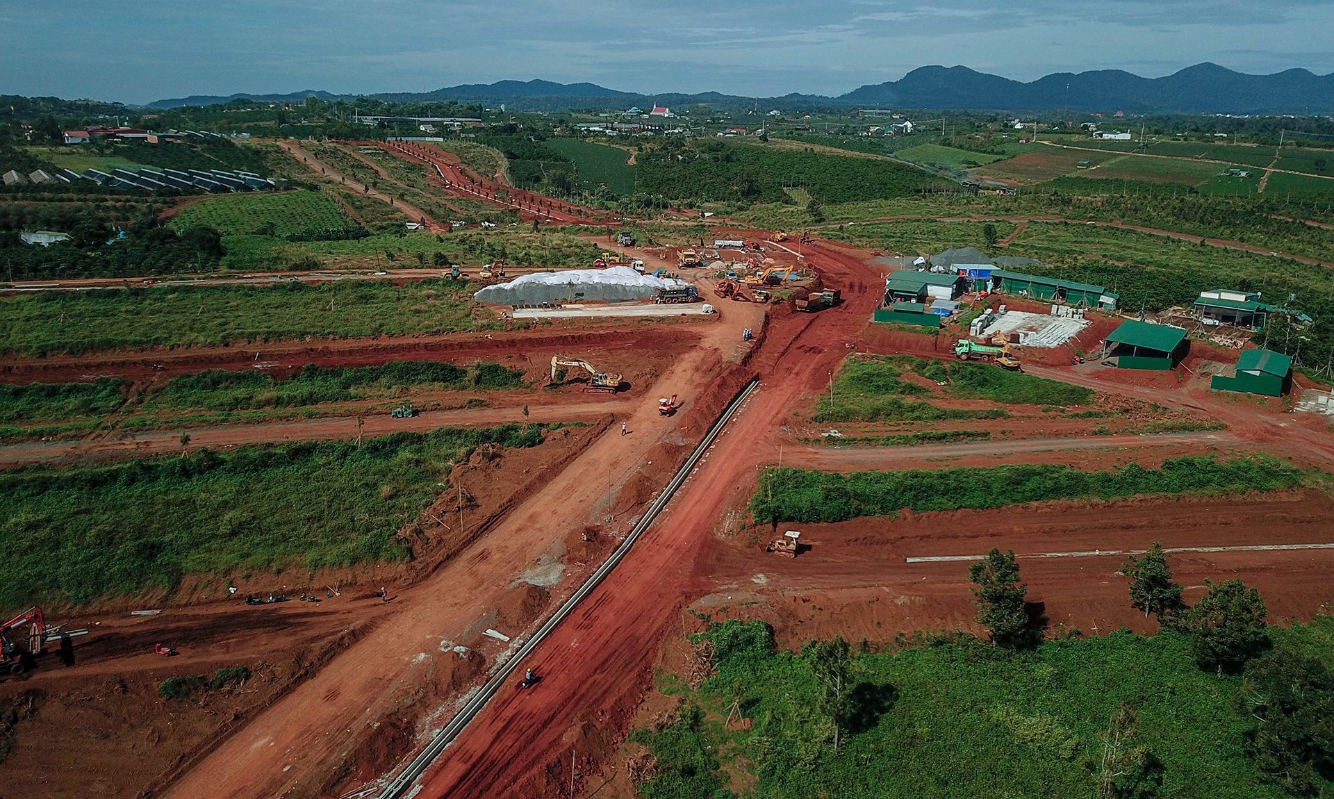 cam phan lo ban nen anh 1