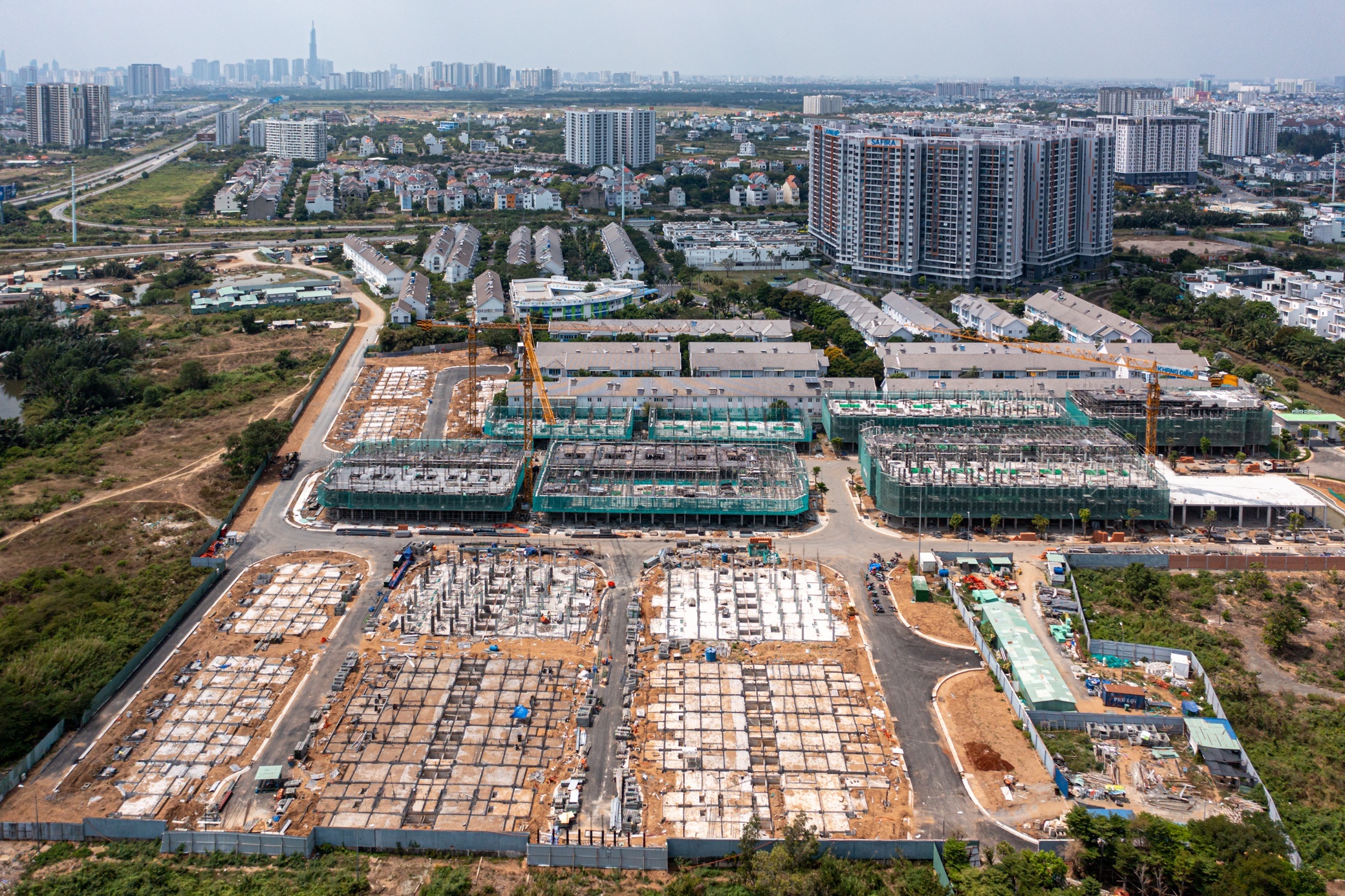 gia can ho o tphcm tang anh 1