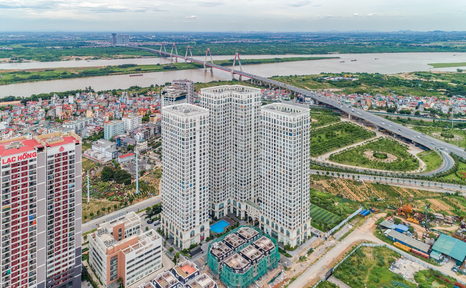 Gia bat dong san ven Ha Noi van tang nong hinh anh