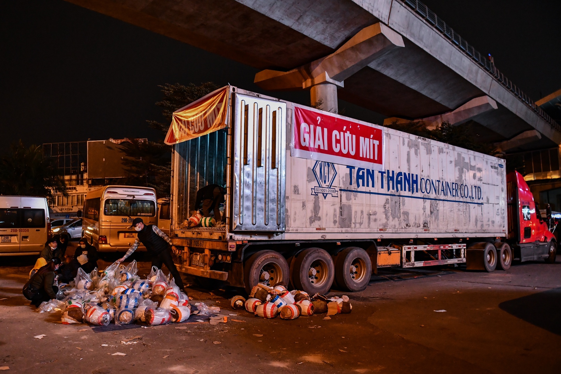 nong nghiep viet nam duoc mua mat gia anh 1