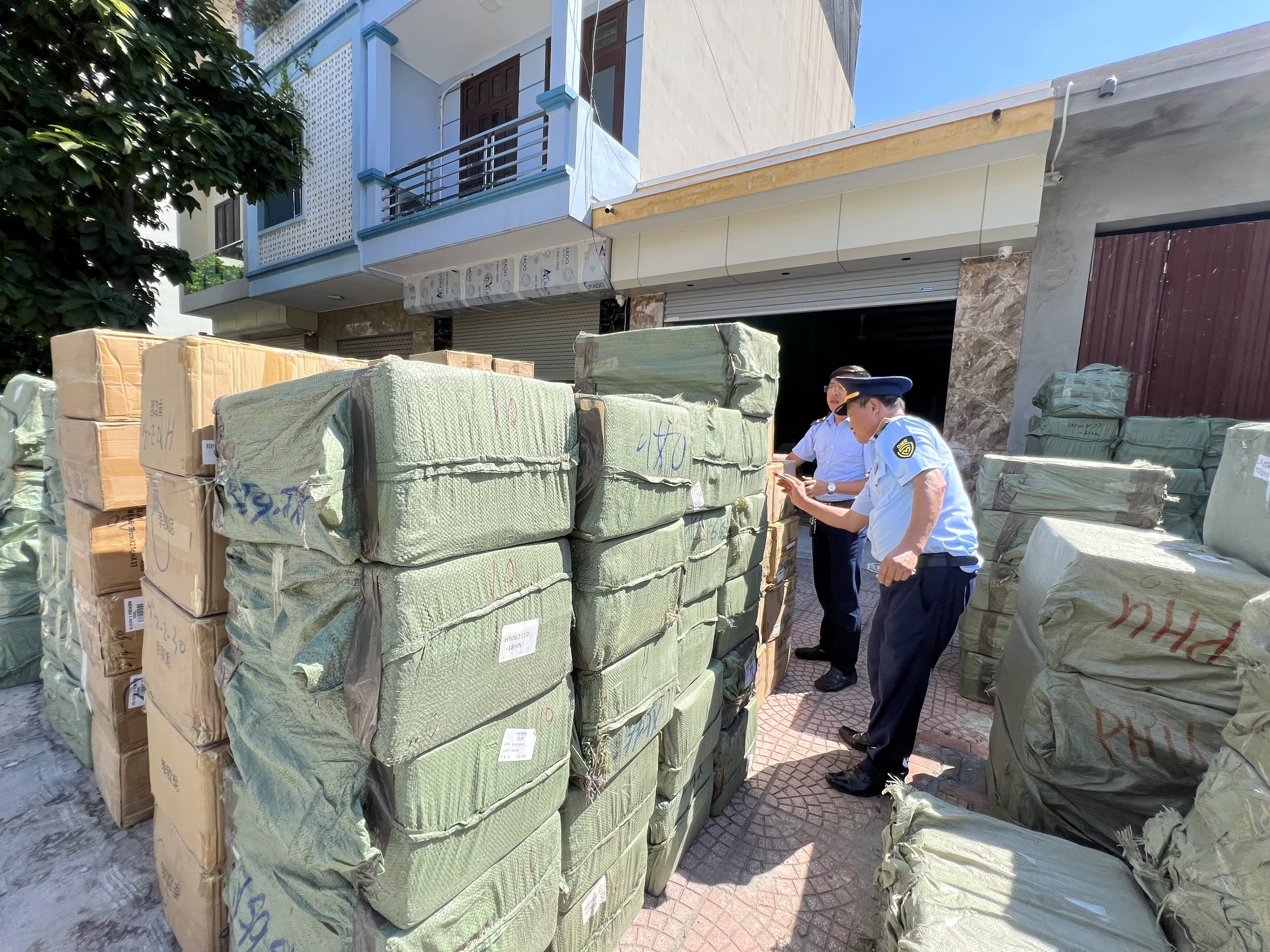 20 tan nuoc hoa nhap lau anh 1