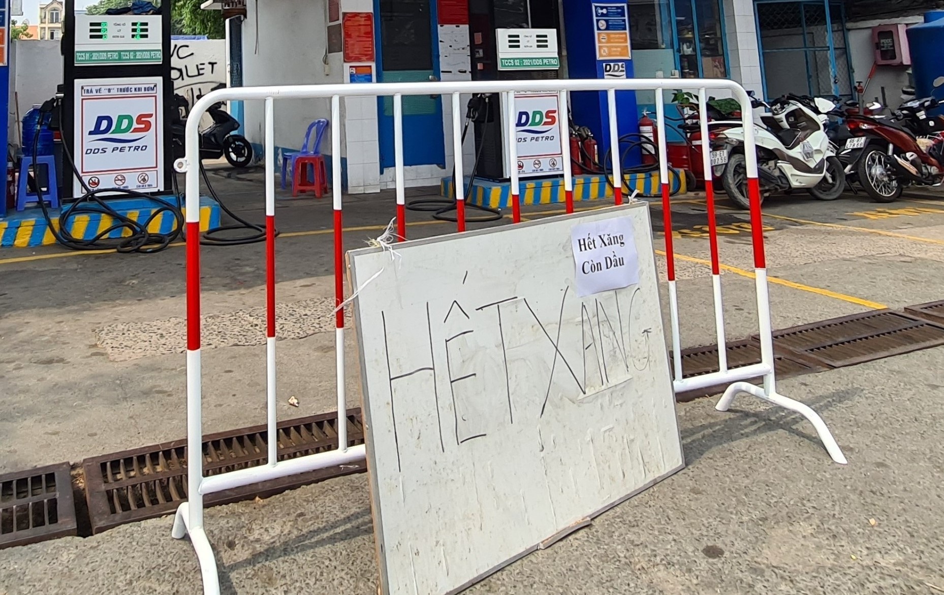 Yeu cau giam sat toan bo cay xang 24/24 hinh anh