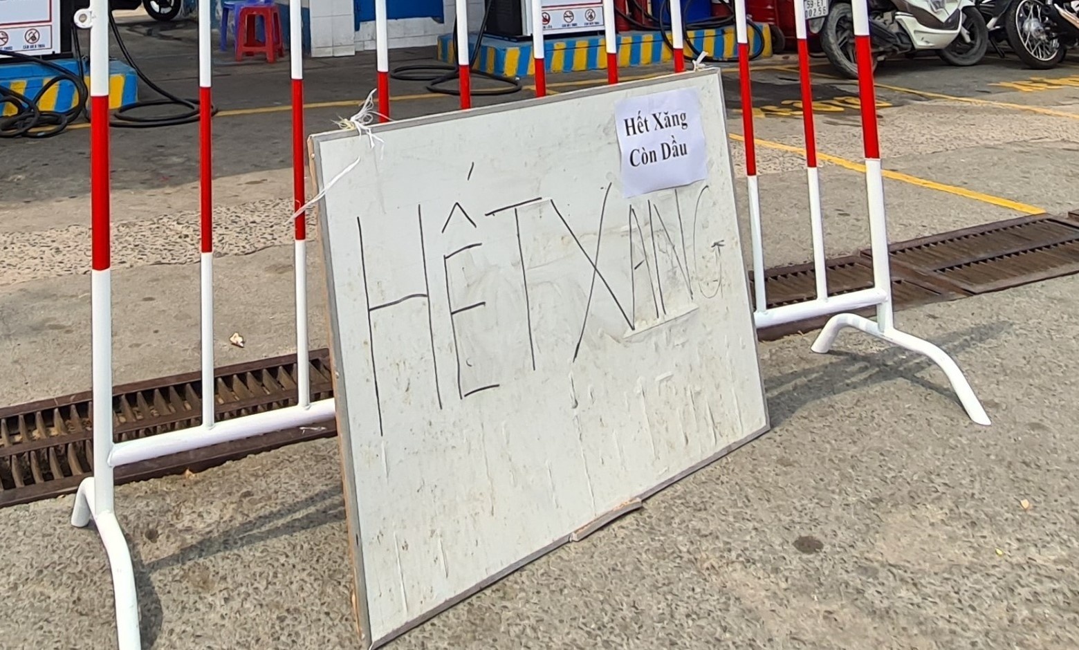 Hang loat cay xang dong cua, Tong cuc QLTT chi dao khan hinh anh