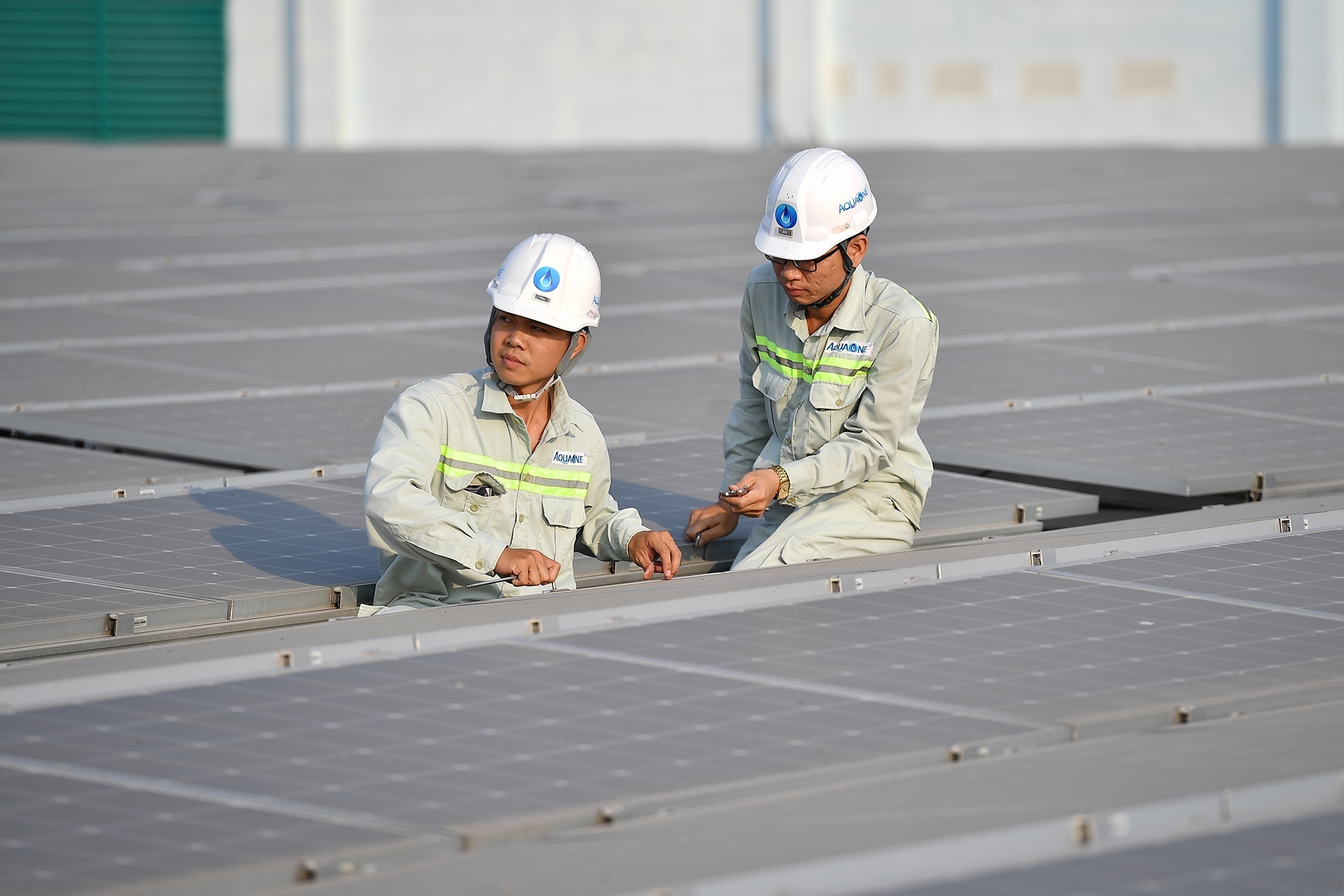 Bo Cong Thuong de nghi lam tiep 2.360 MW dien mat troi hinh anh