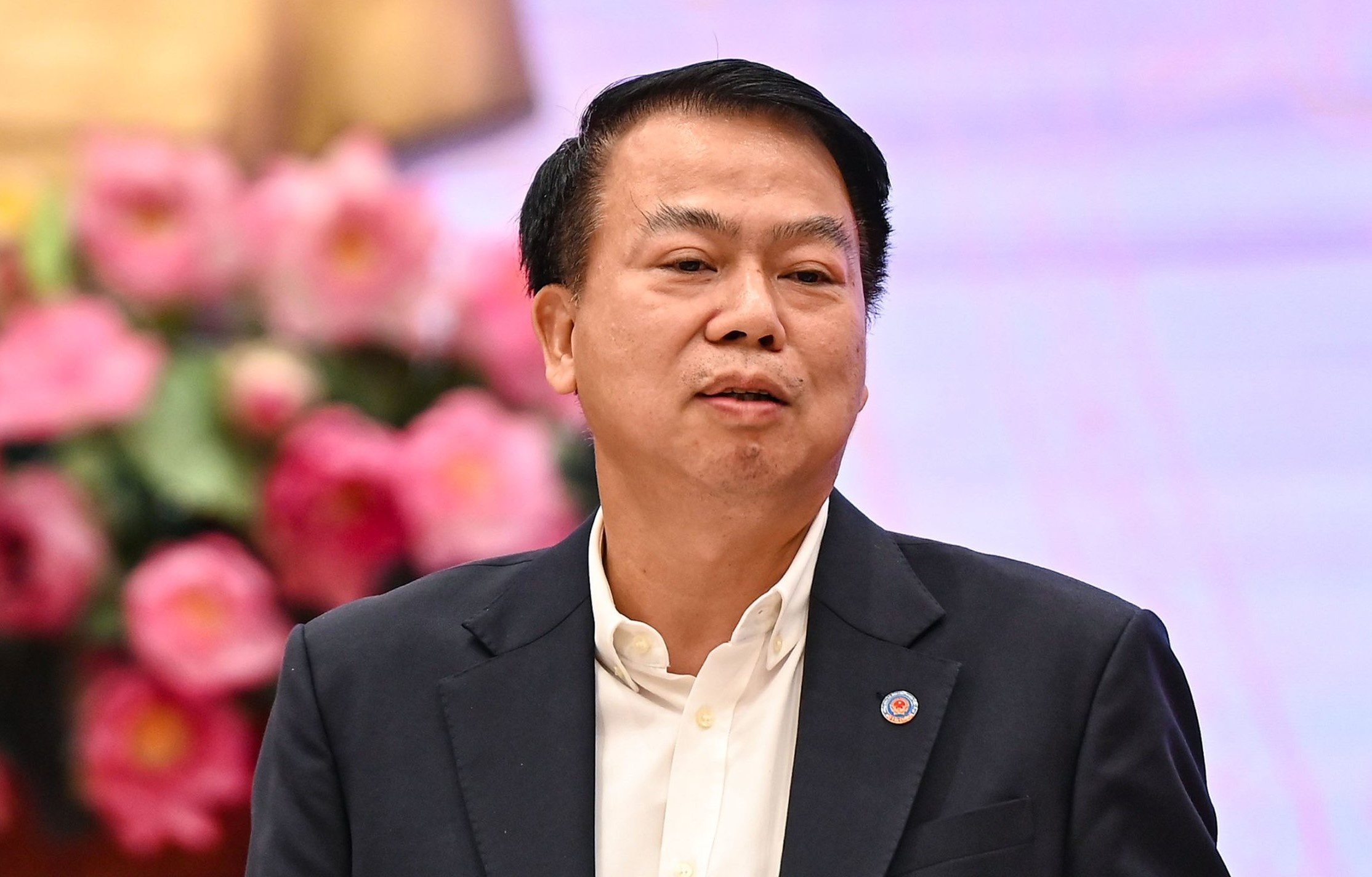 Thu truong Tai chinh: Xu ly nghiem hanh vi tung tin don ve chung khoan hinh anh