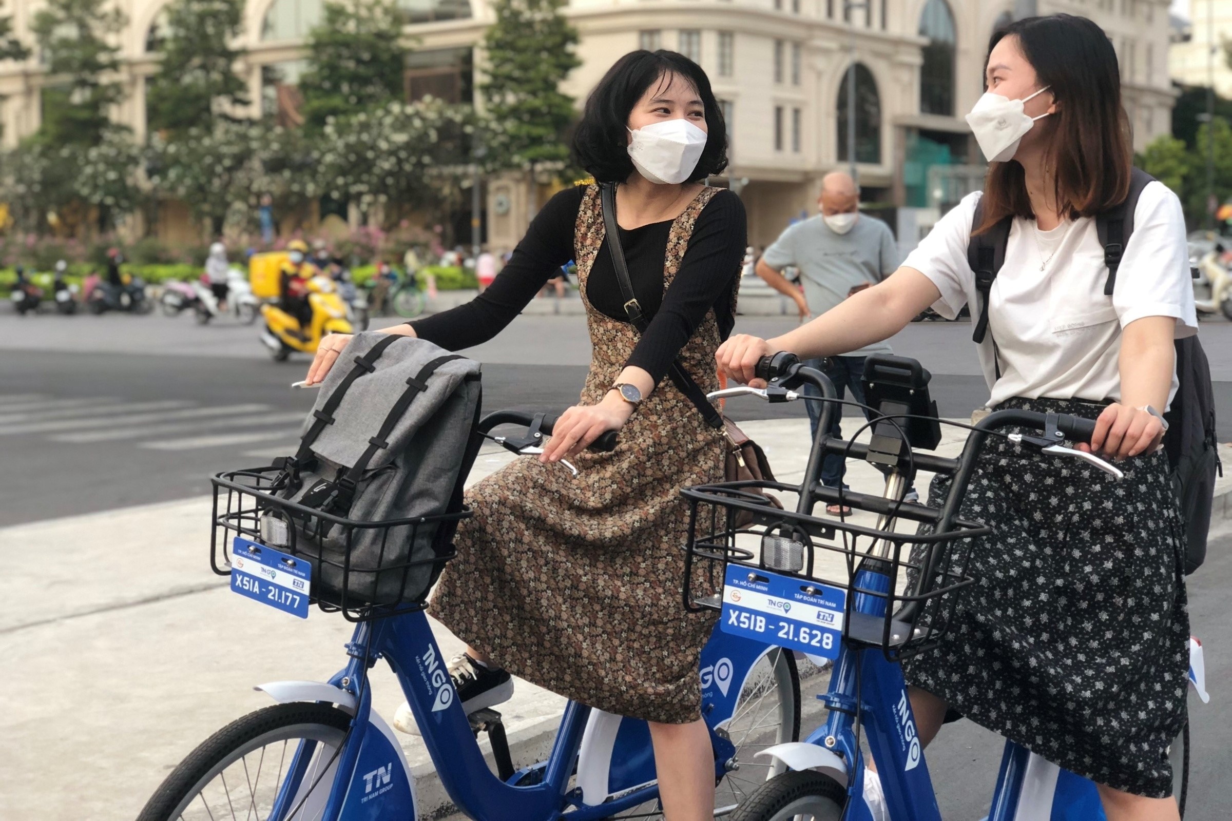 De xuat cho thue xe dap cong cong gia tu 5.000 dong o Ha Noi hinh anh