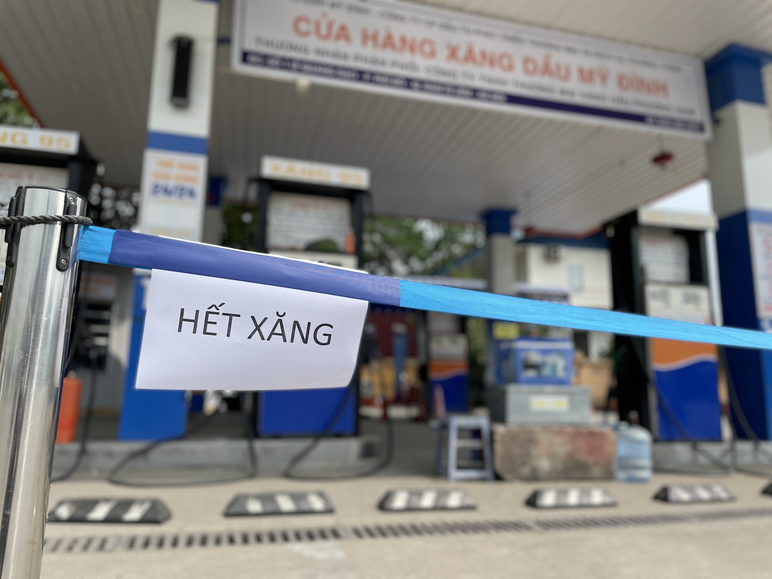 gia ban xang dau anh 1