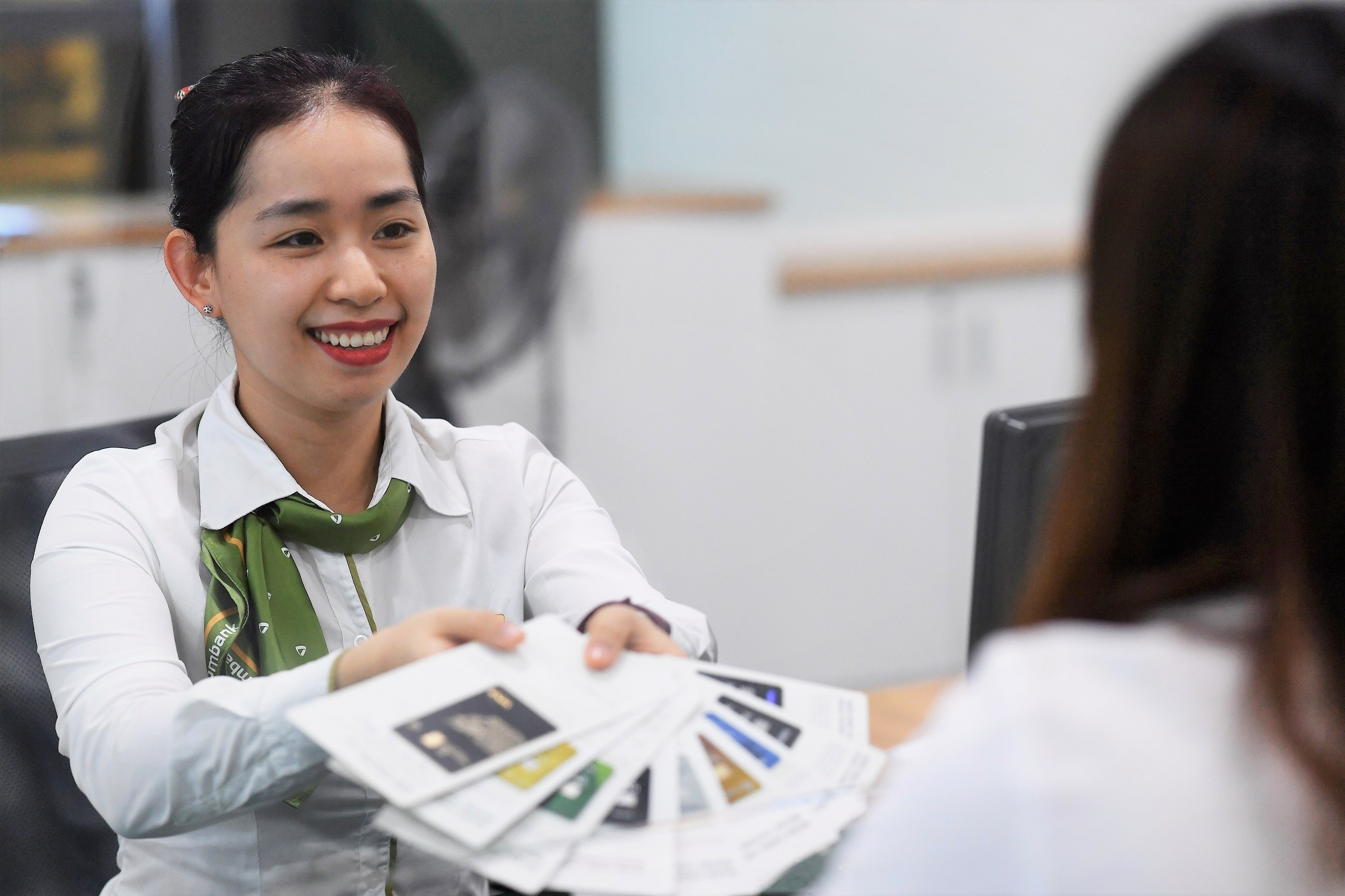 Nu doanh nhan vay tin dung co ty le no xau thap hon nam hinh anh