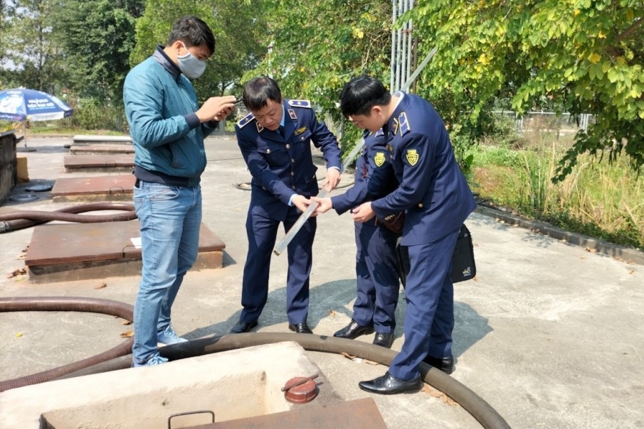 xu phat xang dau anh 4