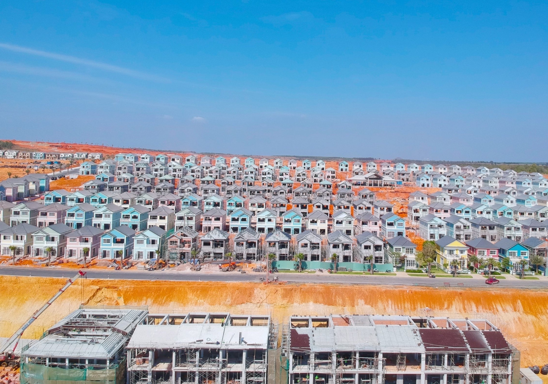 Bo Xay dung: Doanh nghiep bat dong san nen tiep tuc ban bot du an hinh anh