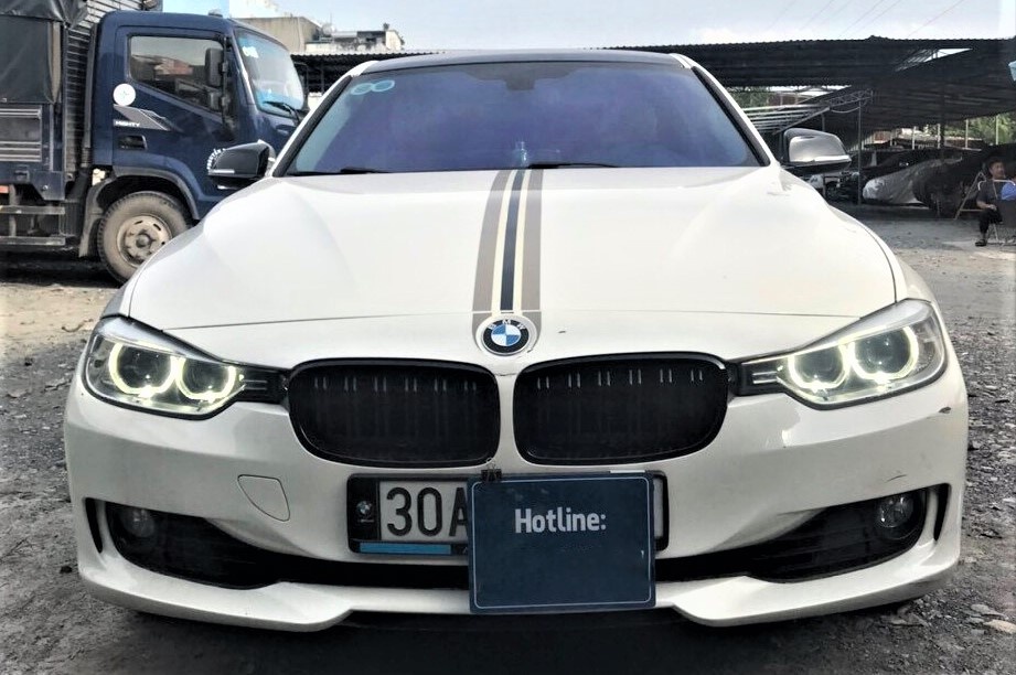 Ngan hang rao ban xe BMW, Mercedes gia tu 235 trieu dong hinh anh