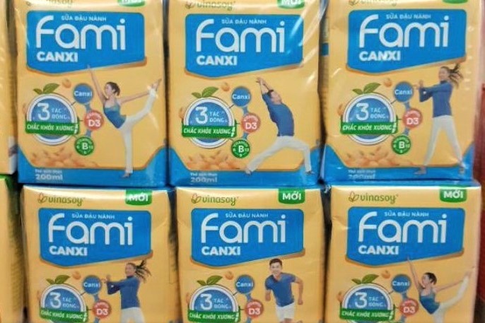 Vinasoy: Sua Fami Canxi thu hoi o Nhat bi nhiem khuan khi van chuyen hinh anh