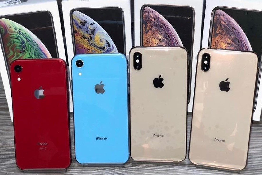 Dau gia hang chuc dien thoai iPhone, binh quan 500.000 dong/chiec hinh anh