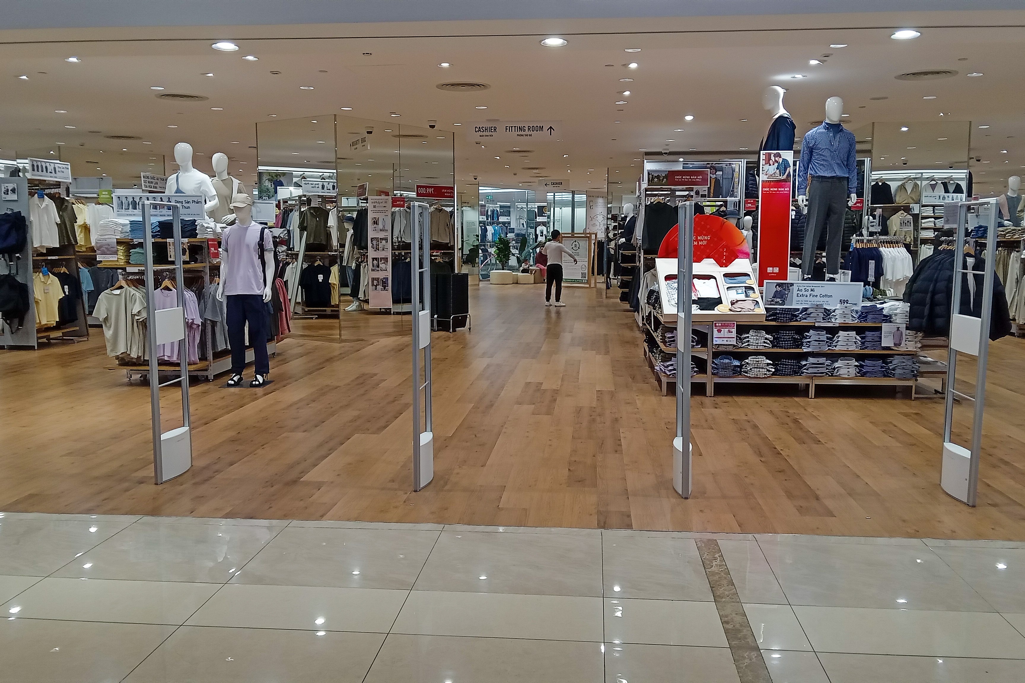 trung tam thuong mai anh 3