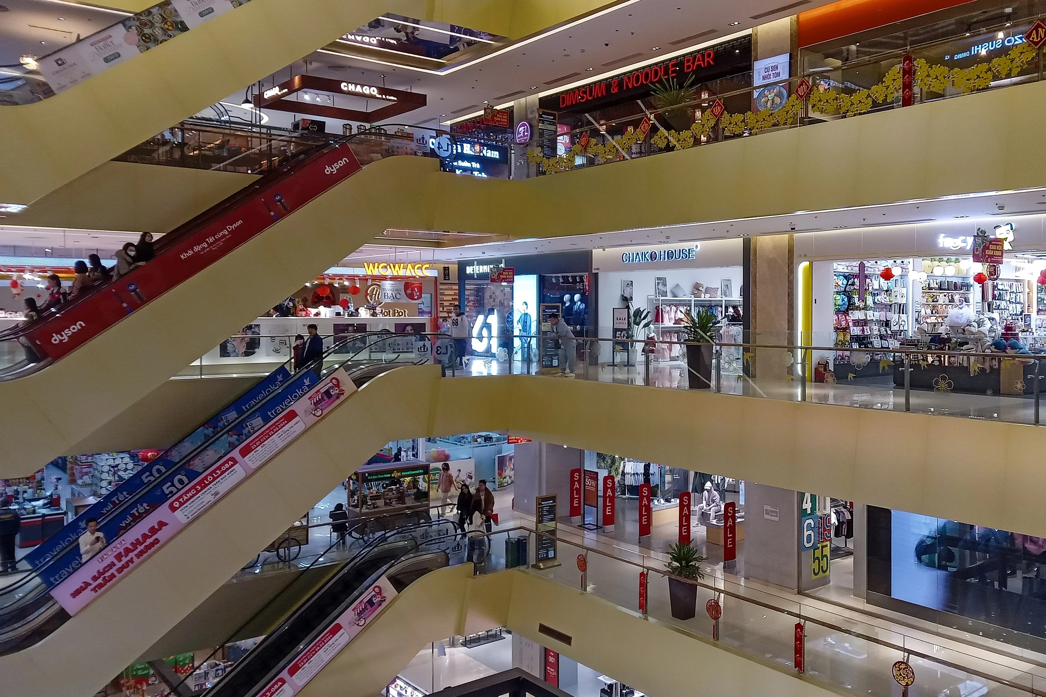 trung tam thuong mai anh 13