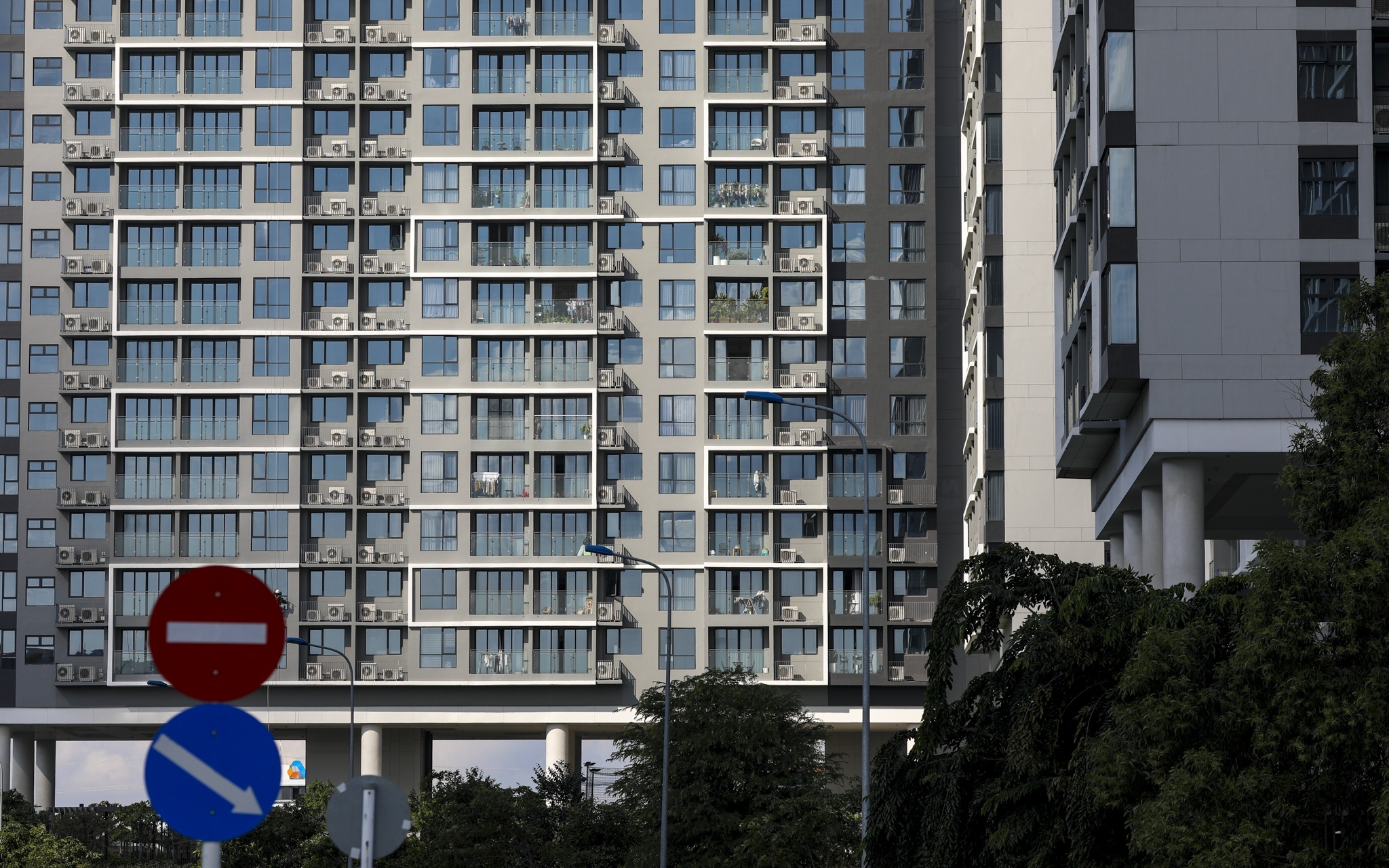 Nhieu can ho TP.HCM duoc ban dau gia duoi 2,5 ty dong hinh anh