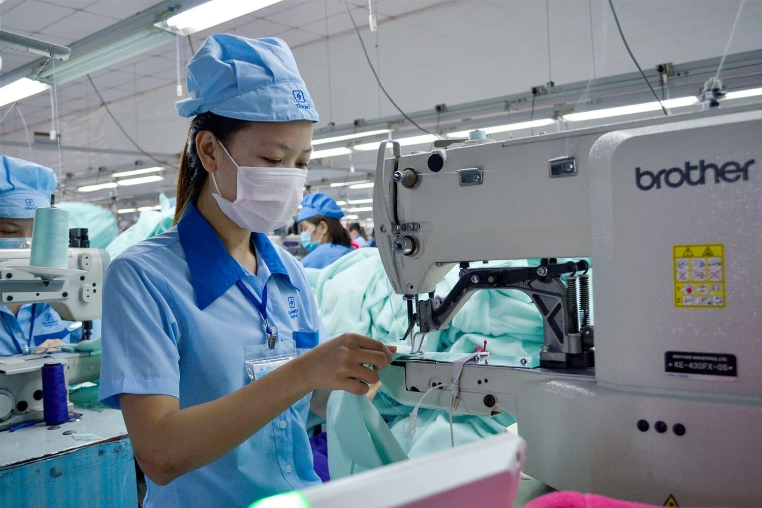 Khong co don hang, doanh nghiep det may TP.HCM phai ban gan 8 ha dat hinh anh