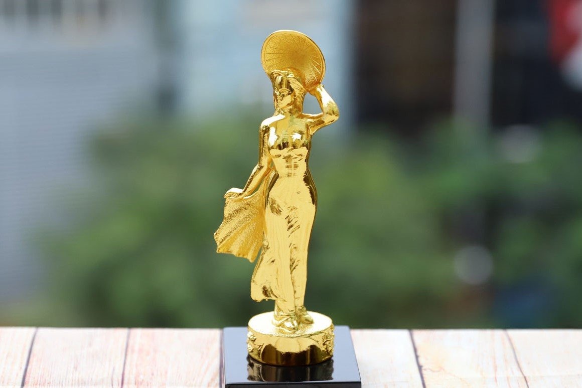 qua tang ma vang 8/3 anh 1