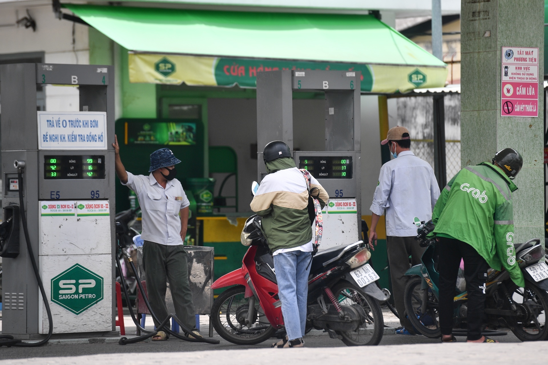 xuat hoa don xang dau anh 1