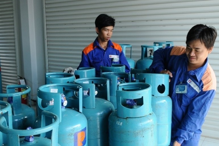 Gia gas lan dau giam ke tu dau nam hinh anh