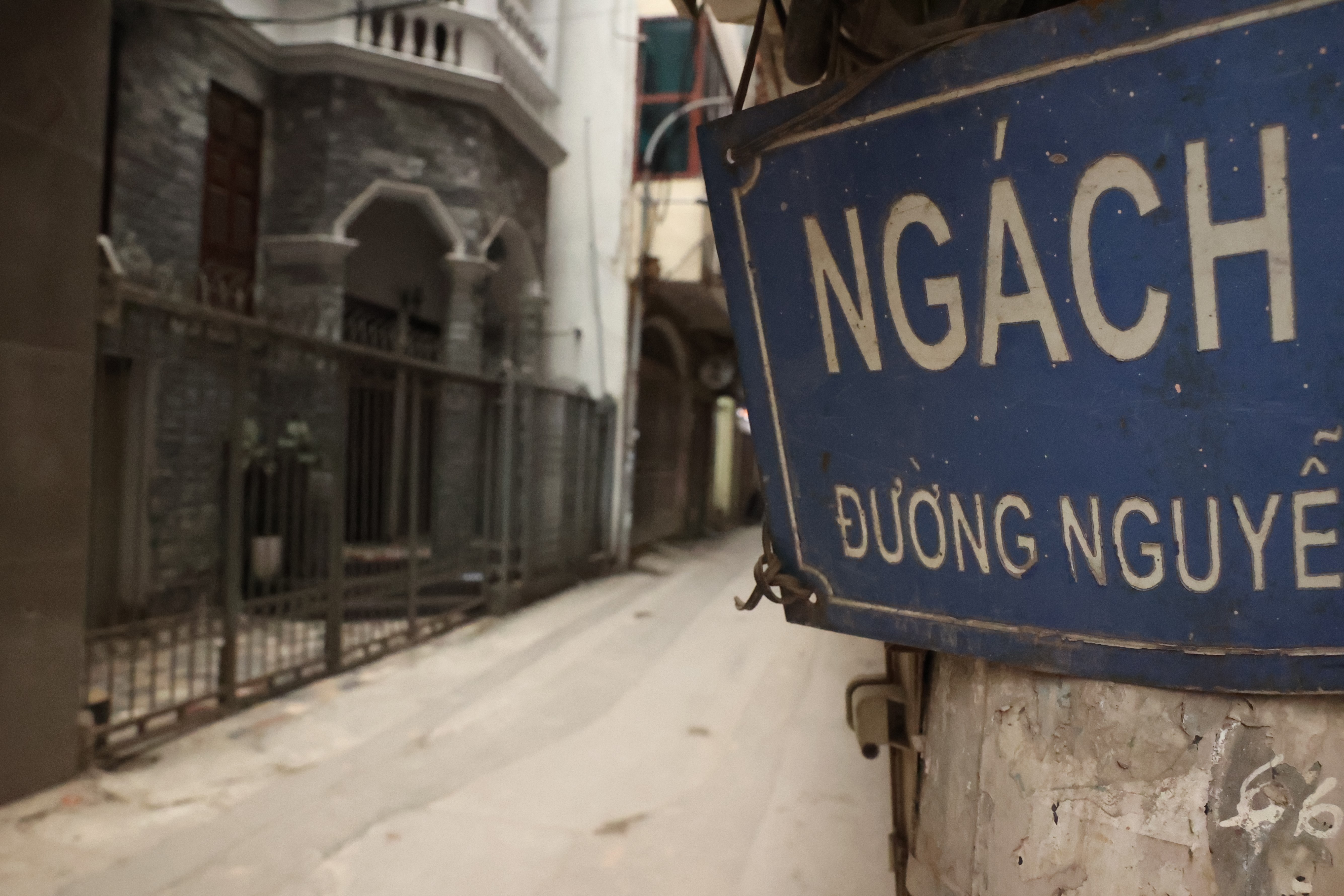 Nha trong ngo Ha Noi thiet lap mat bang gia moi hinh anh