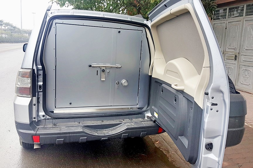 Ngan hang thanh ly loat oto cho tien gia tu 56 trieu dong hinh anh