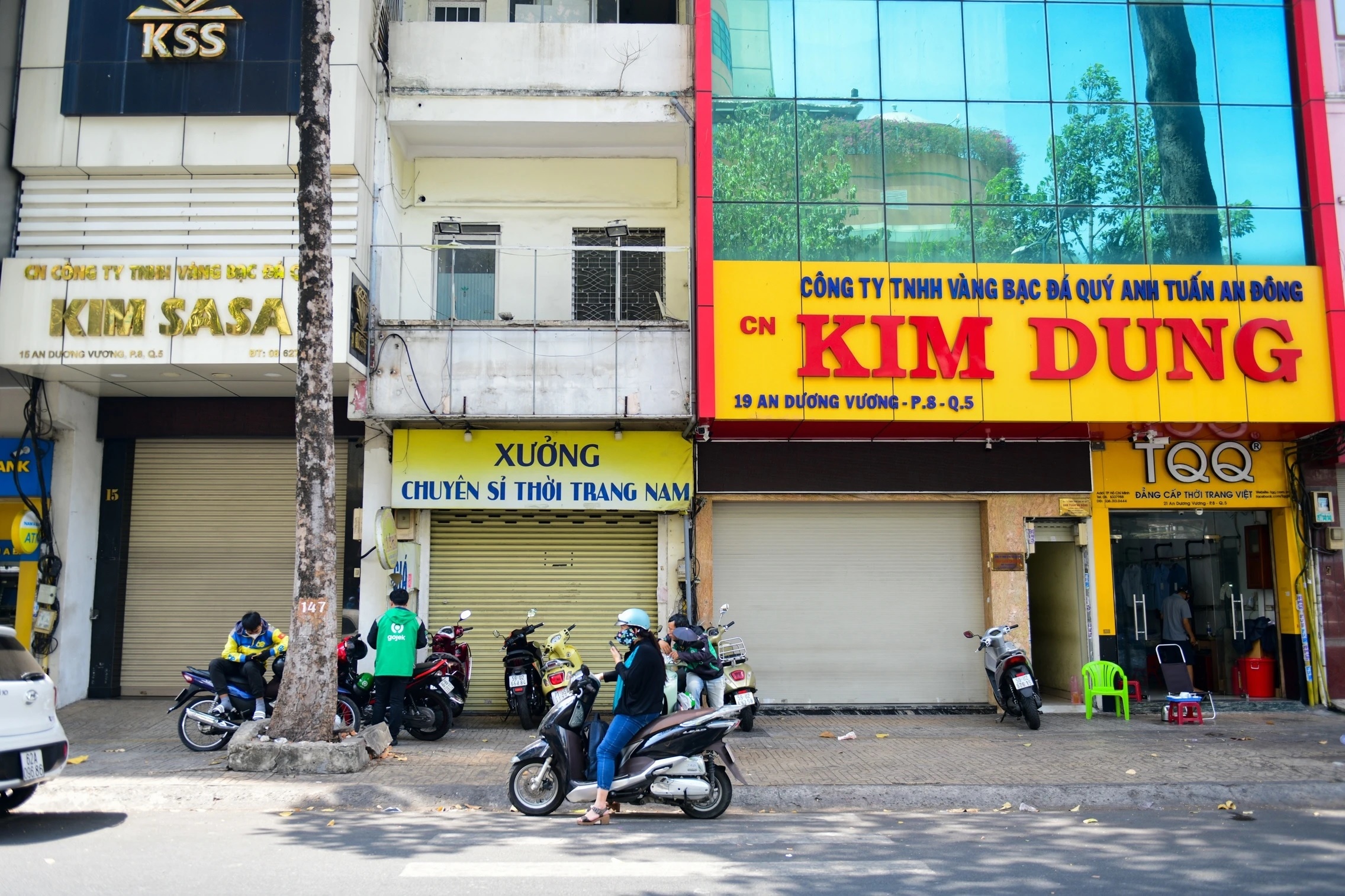 vang khong nguon goc anh 1