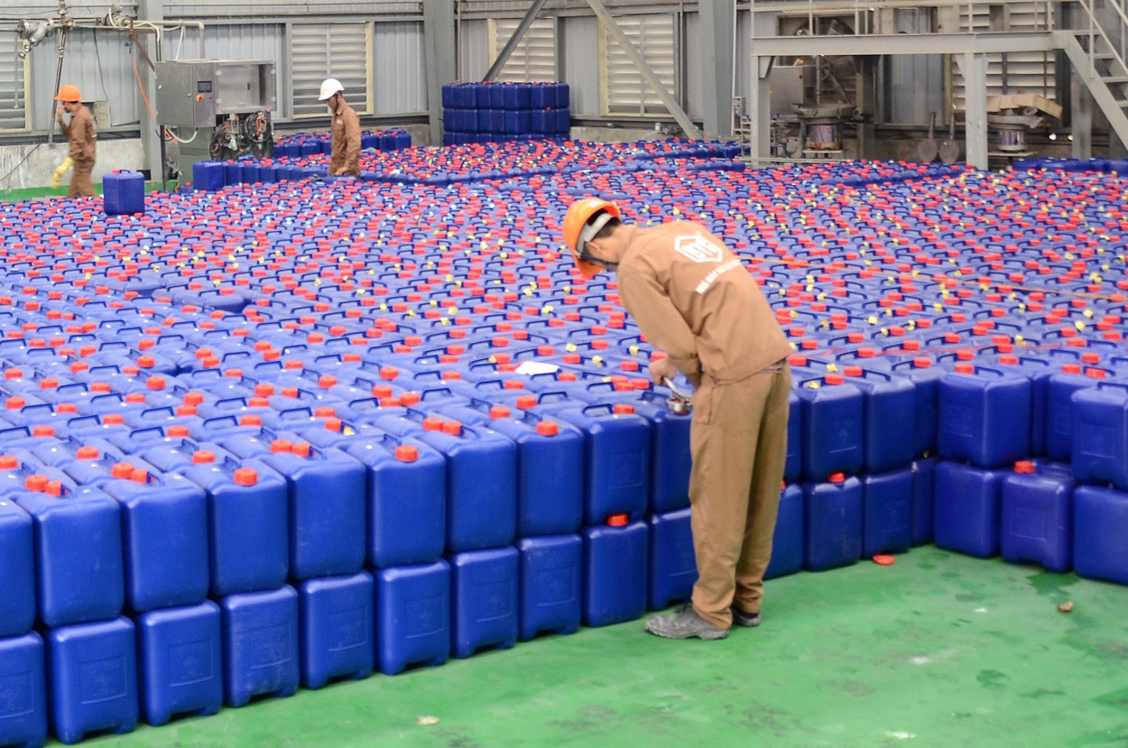 Loi nhuan 'dai gia' hoa chat Duc Giang xuong day 2 nam hinh anh