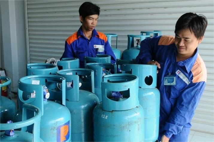 Gia gas giam 2 lan lien tiep hinh anh