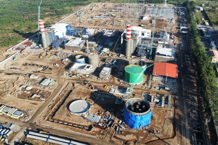 Nhiet dien Nhon Trach 3, 4 mat 13 ty dong moi ngay vi cham tien do hinh anh