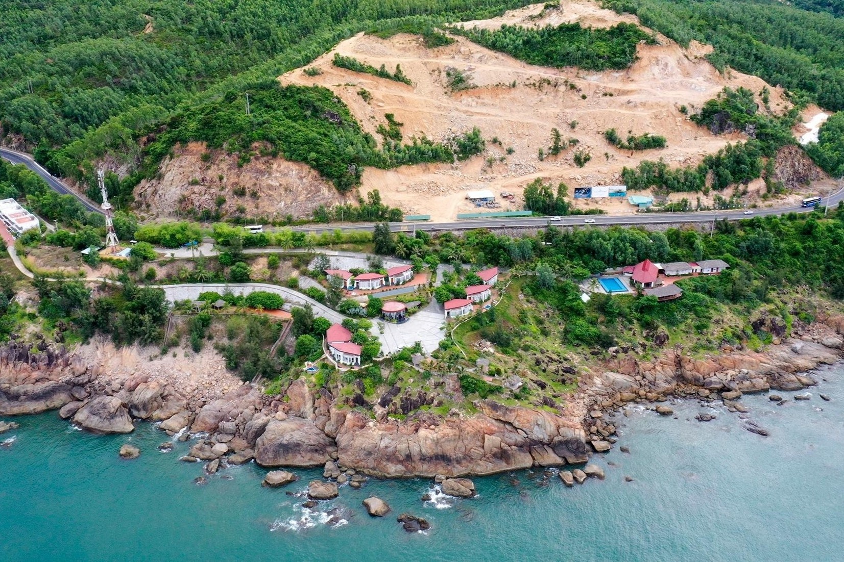 Ngan hang rao ban khoan no tai du an ba Truong My Lan tung thau tom hinh anh