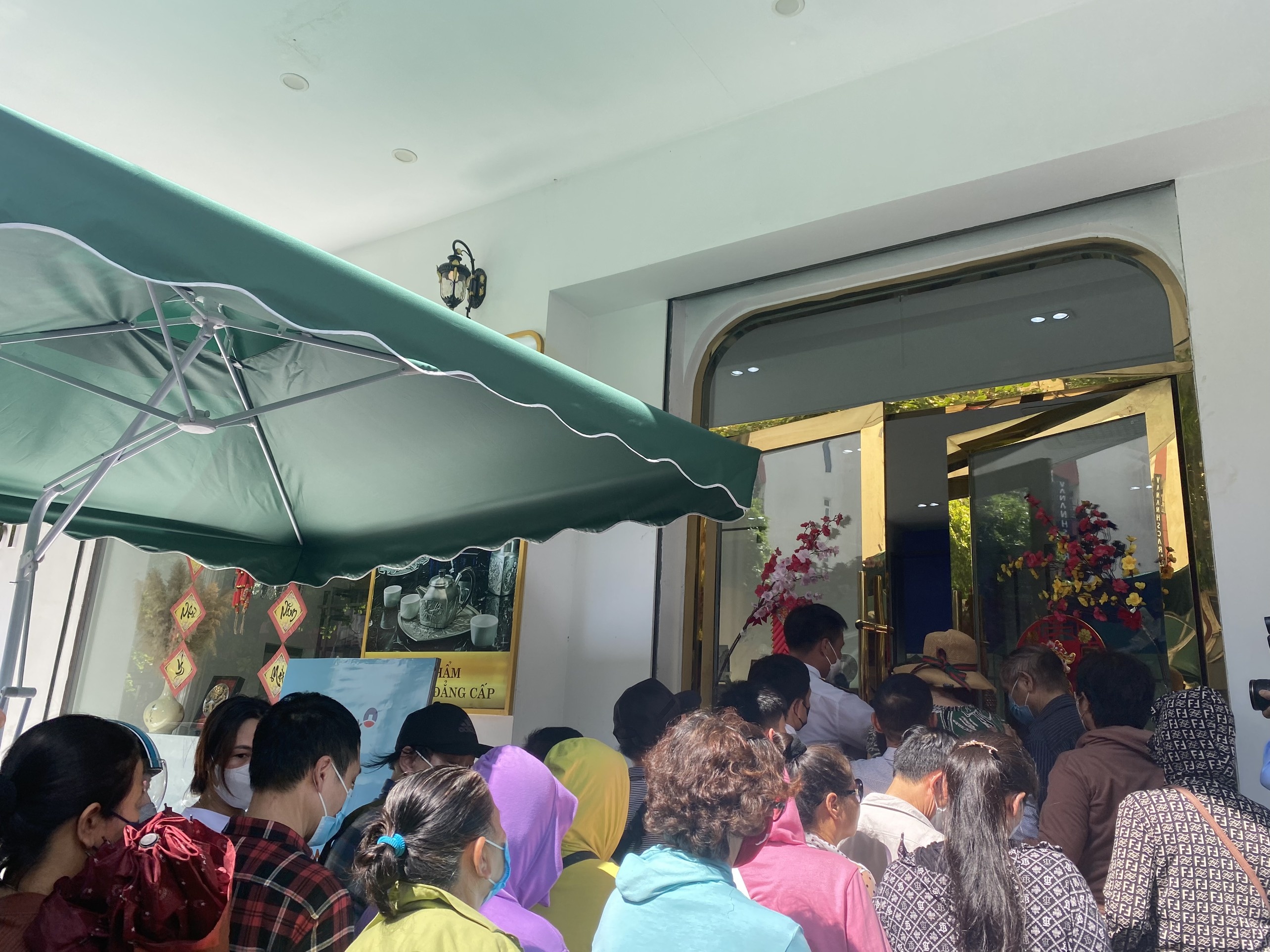 gia vang ngan hang anh 2