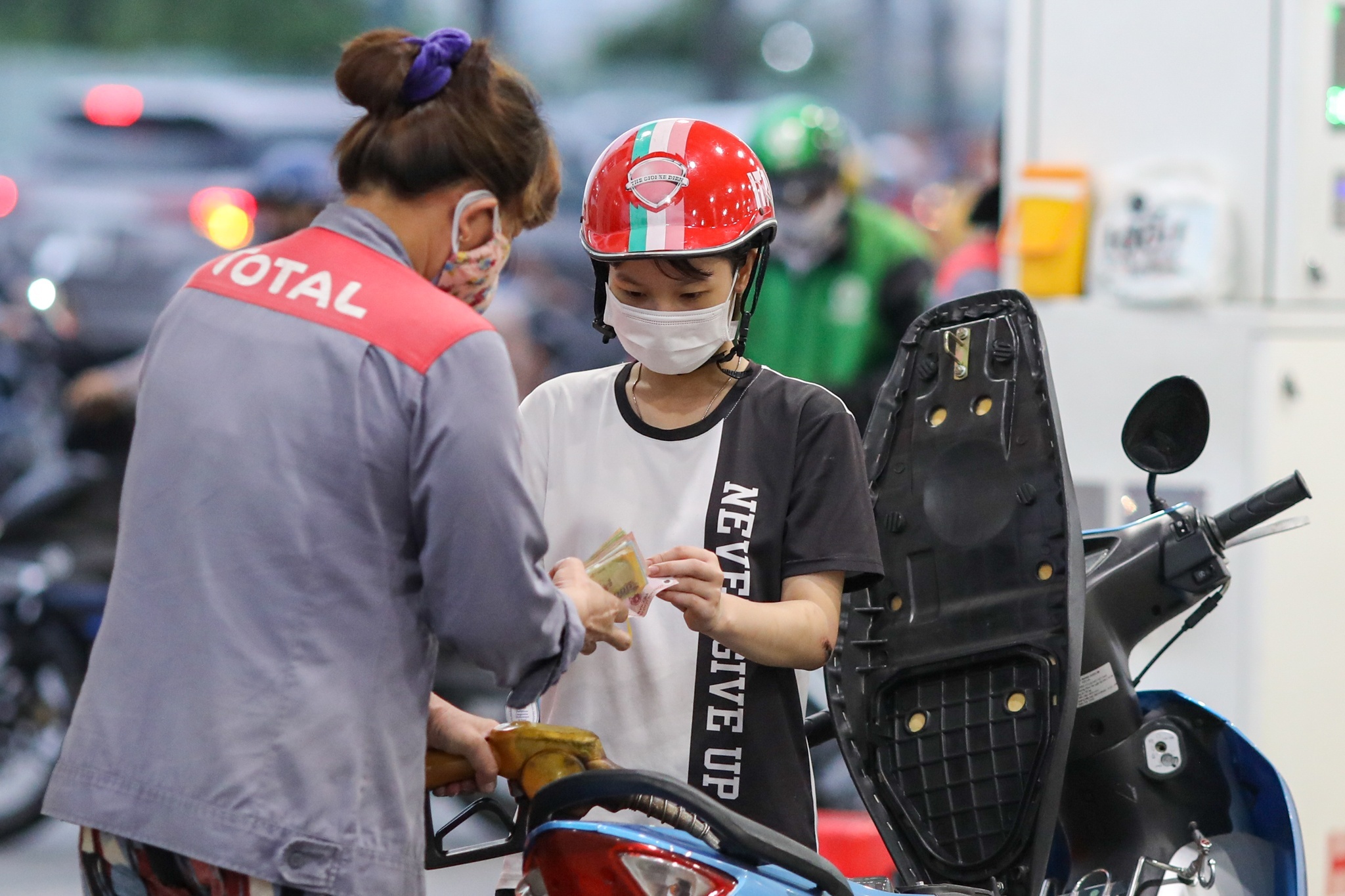 dung kinh doanh xang dau anh 1