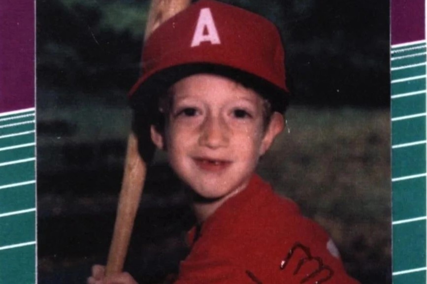 Anh luc nho cua Mark Zuckerberg duoc duc thanh NFT hinh anh