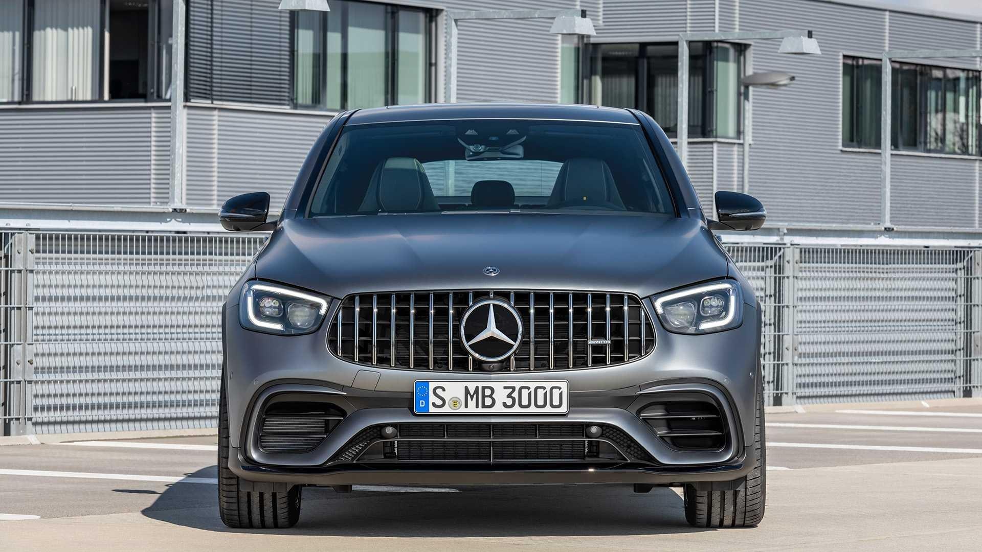 Mercedes-AMG nang cap GLC 63 anh 1