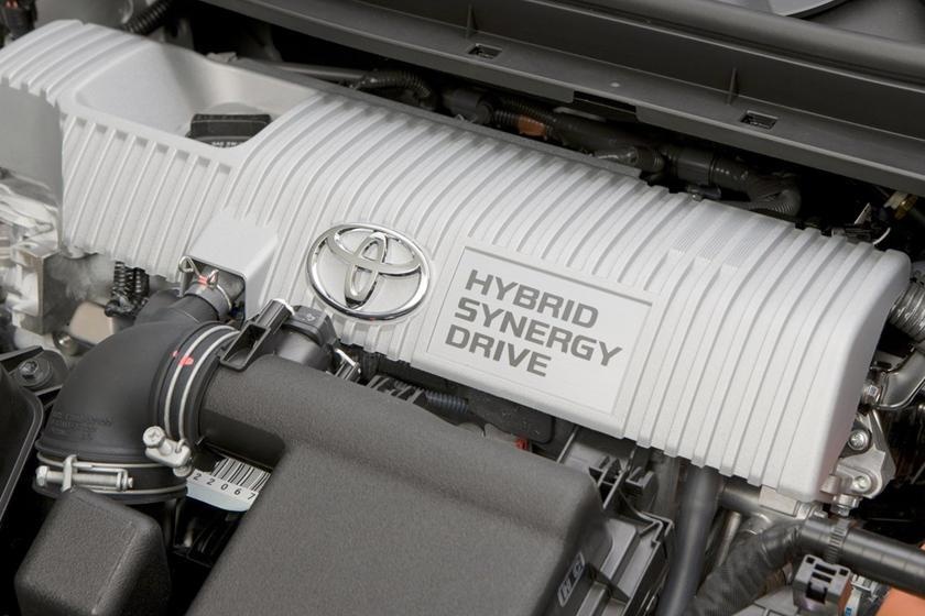 Toyota Prius gap van de nghiem trong anh 2