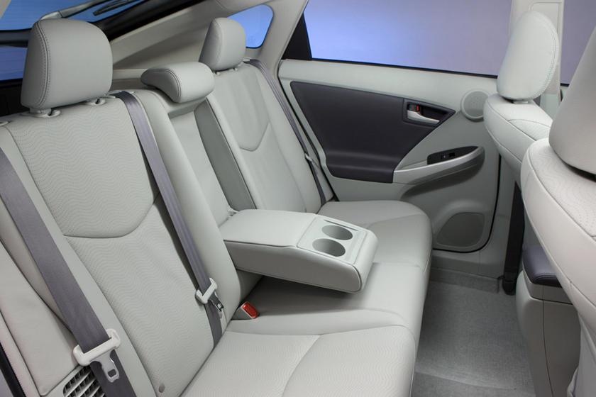 Toyota Prius gap van de nghiem trong anh 6