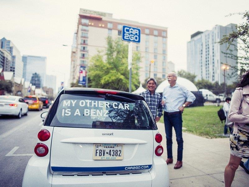 hon 100 xe Mercedes bi danh cap anh 4