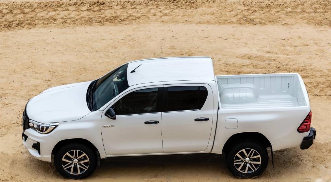 Toyota Hilux ban dac biet cho chau Au anh 10