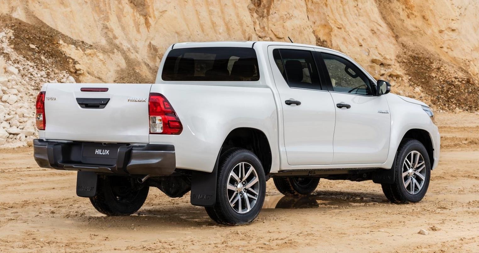 Toyota Hilux ban dac biet cho chau Au anh 2
