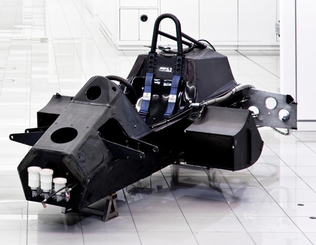 chi phi san xuat xe dua F1 anh 4