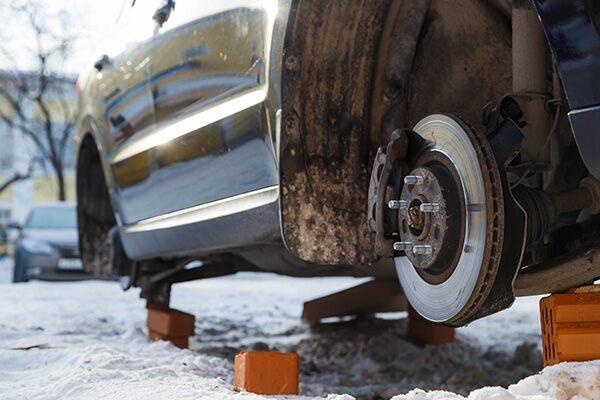 Video an ninh quay canh hai ten trom da thao 124 banh xe hinh anh