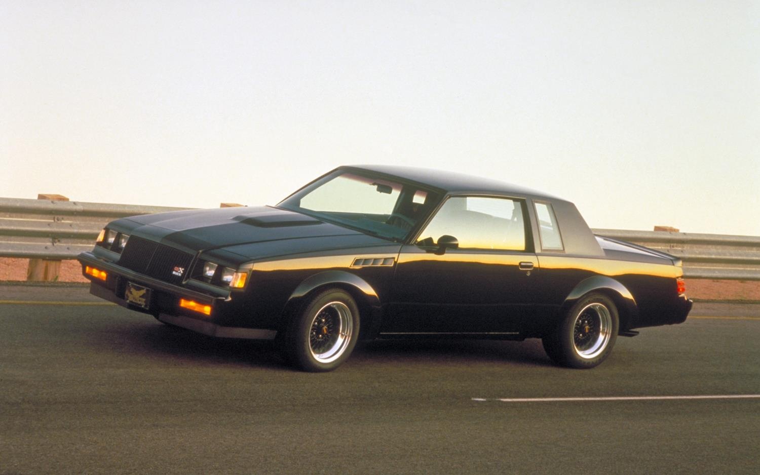 nhung mau xe dua noi bat trong Fast and Furious anh 9