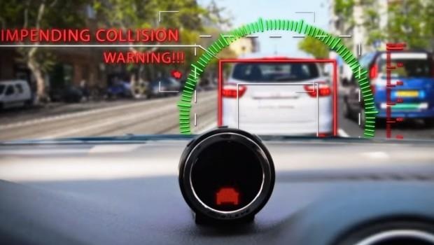 Oto cang nhieu cong nghe cang tro nen mat an toan? anh 5