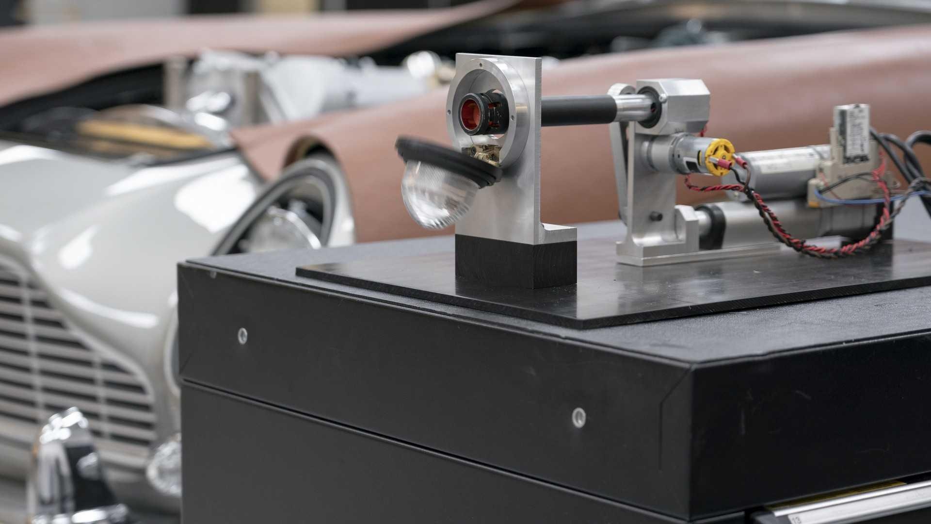 Aston Martin bat dau san xuat sieu xe James Bond anh 2